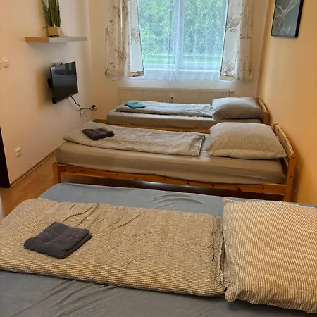 Topolova 909b Appartement Milovice (Central Bohemian)