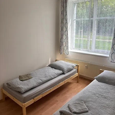 Apartment Topolova 909b